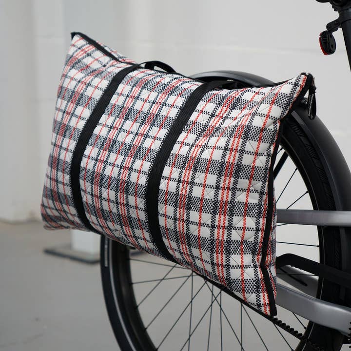 Eco Tartan “Billow” bag pillow pannier checkered plaid laundry portfolio bag for wholesale by Goodordering