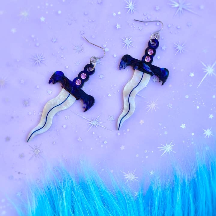 Peach Beast - Wholesale Dangle Earrings - Dagger Earrings
