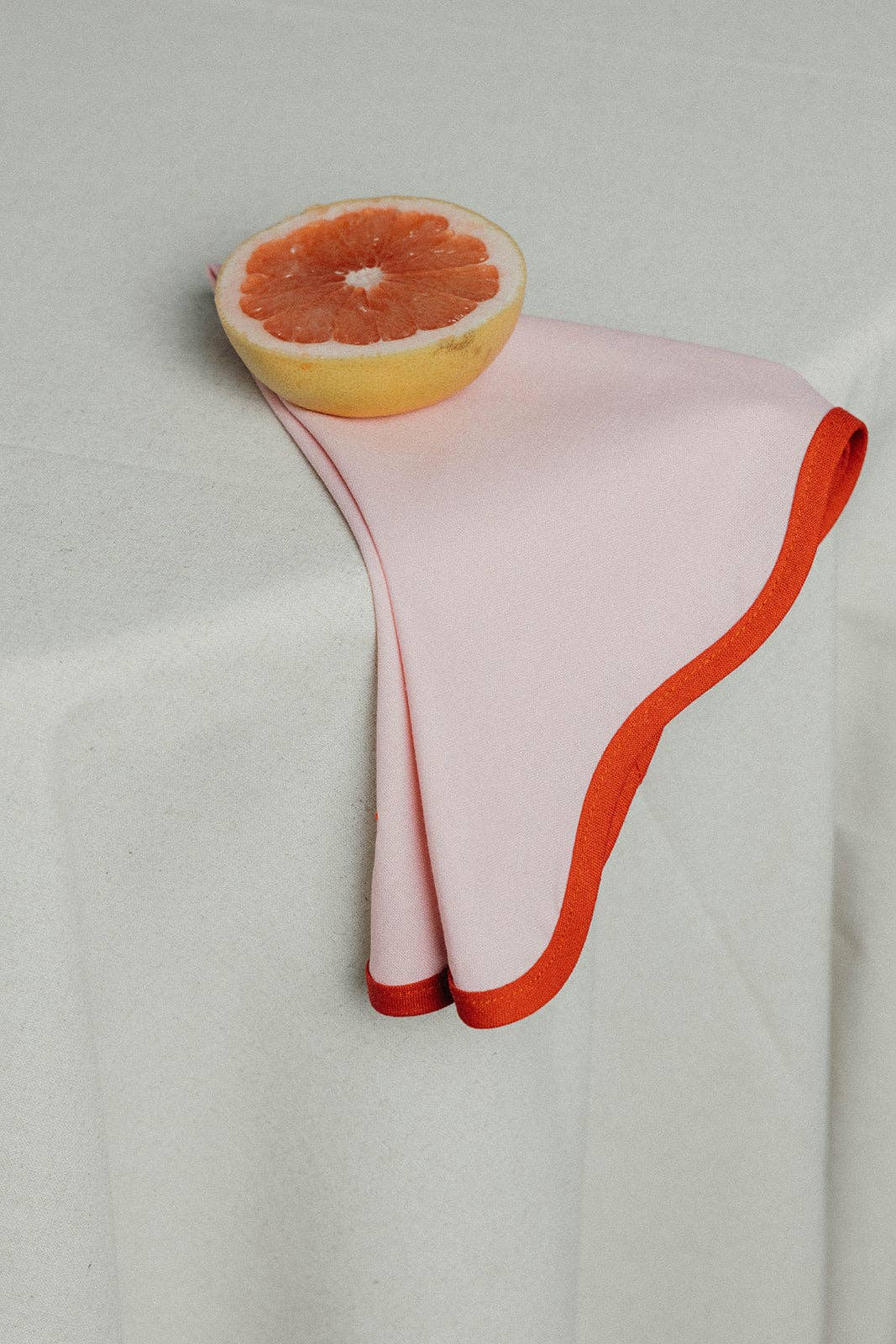 Vivé - Wholesale Dinner & Cloth Napkin - Lilou Scallop NAPKINS (set of 2)9