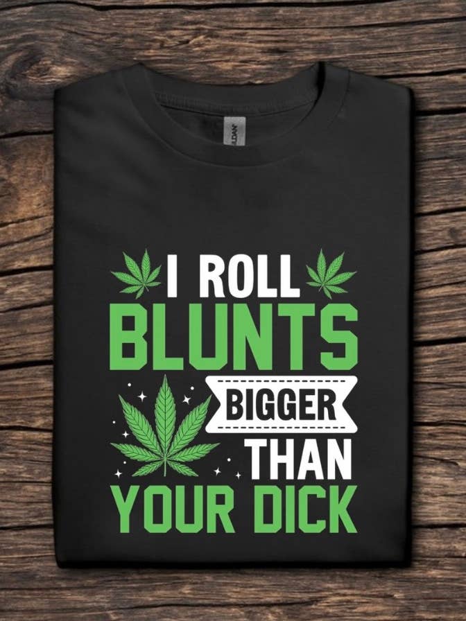 Jag rullar blunts grafisk t-shirt | Rolig t-shirt för wholesale av Cosmic