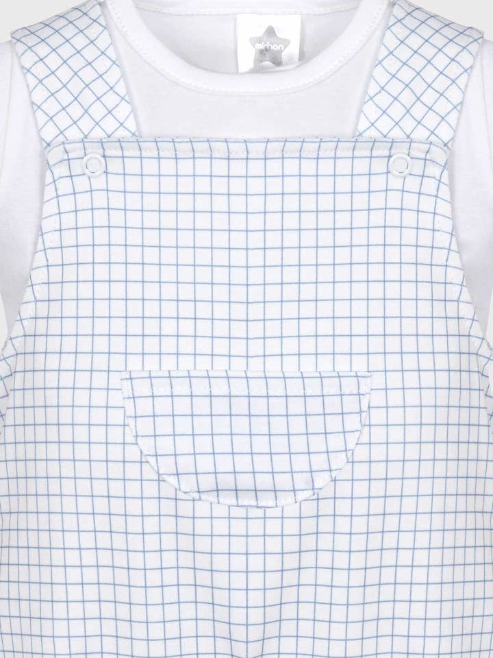 SINGLE COLOR Fofo chess set with t-shirt for wholesale on Faire2