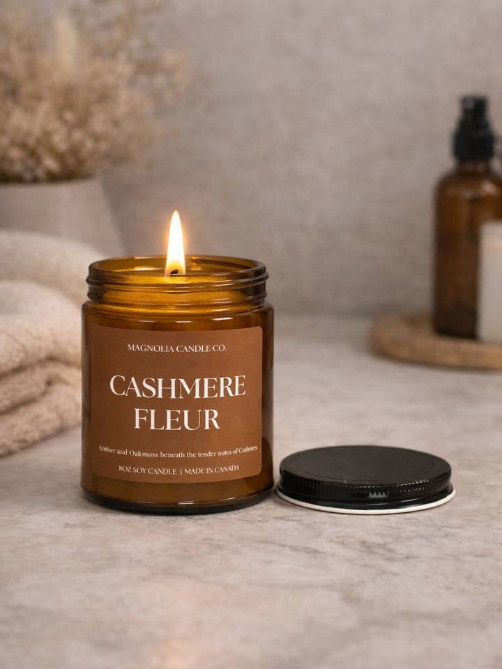Cashmere Fleur | 8oz Soy Wax Candle | Winter to Spring for wholesale by Magnolia Candle Company