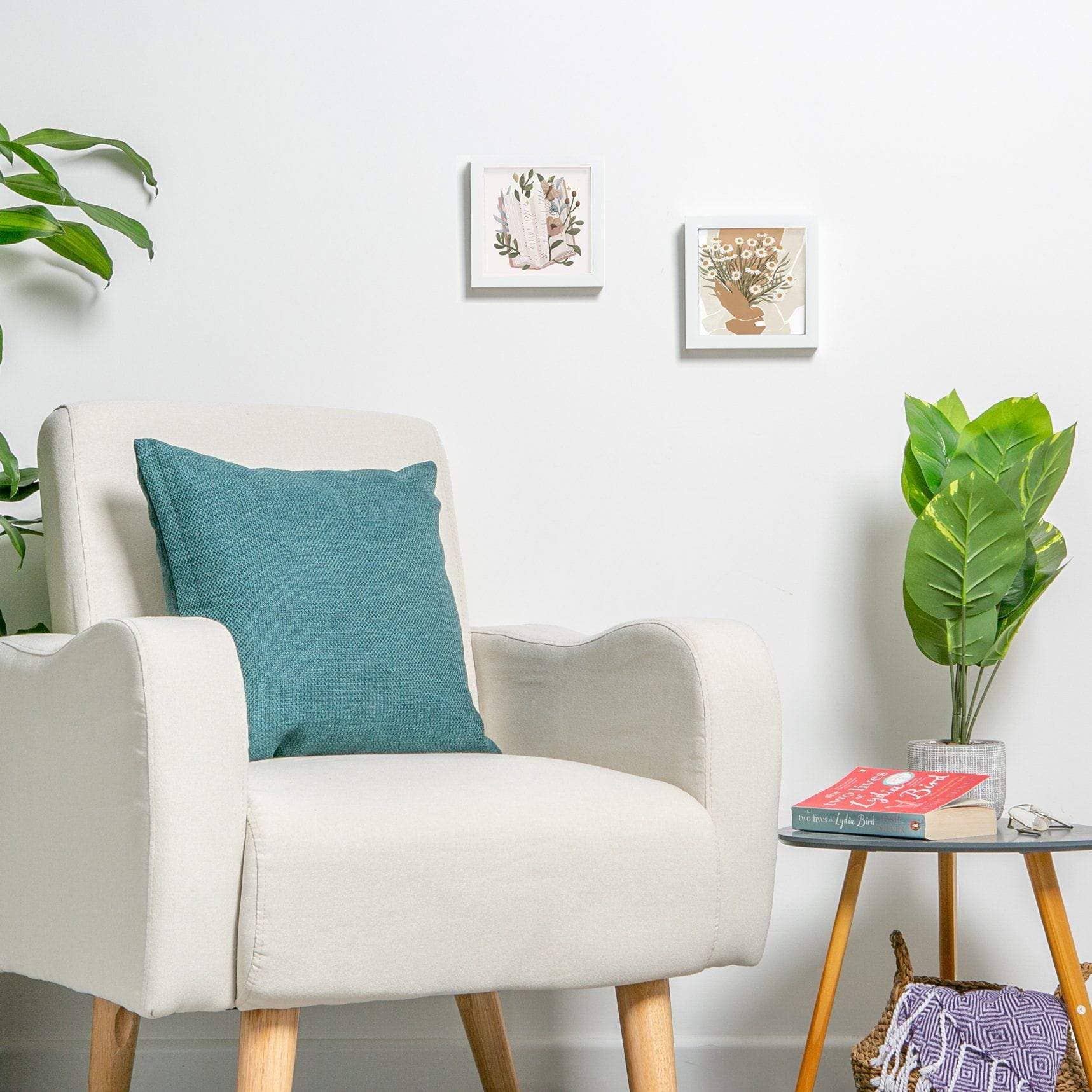 Rinkit Ltd - Wholesale Picture Frame - Nicola Spring Box Photo Frame - 6x6 - White3