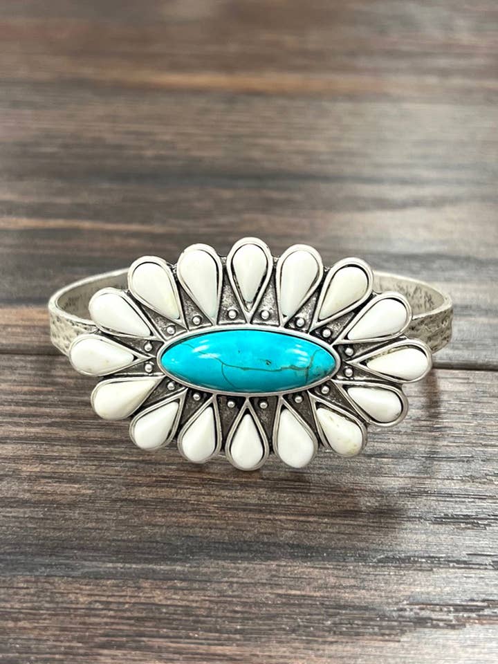 711034, Cowgirl Manschettarmband för wholesale av ISAC Trading Inc