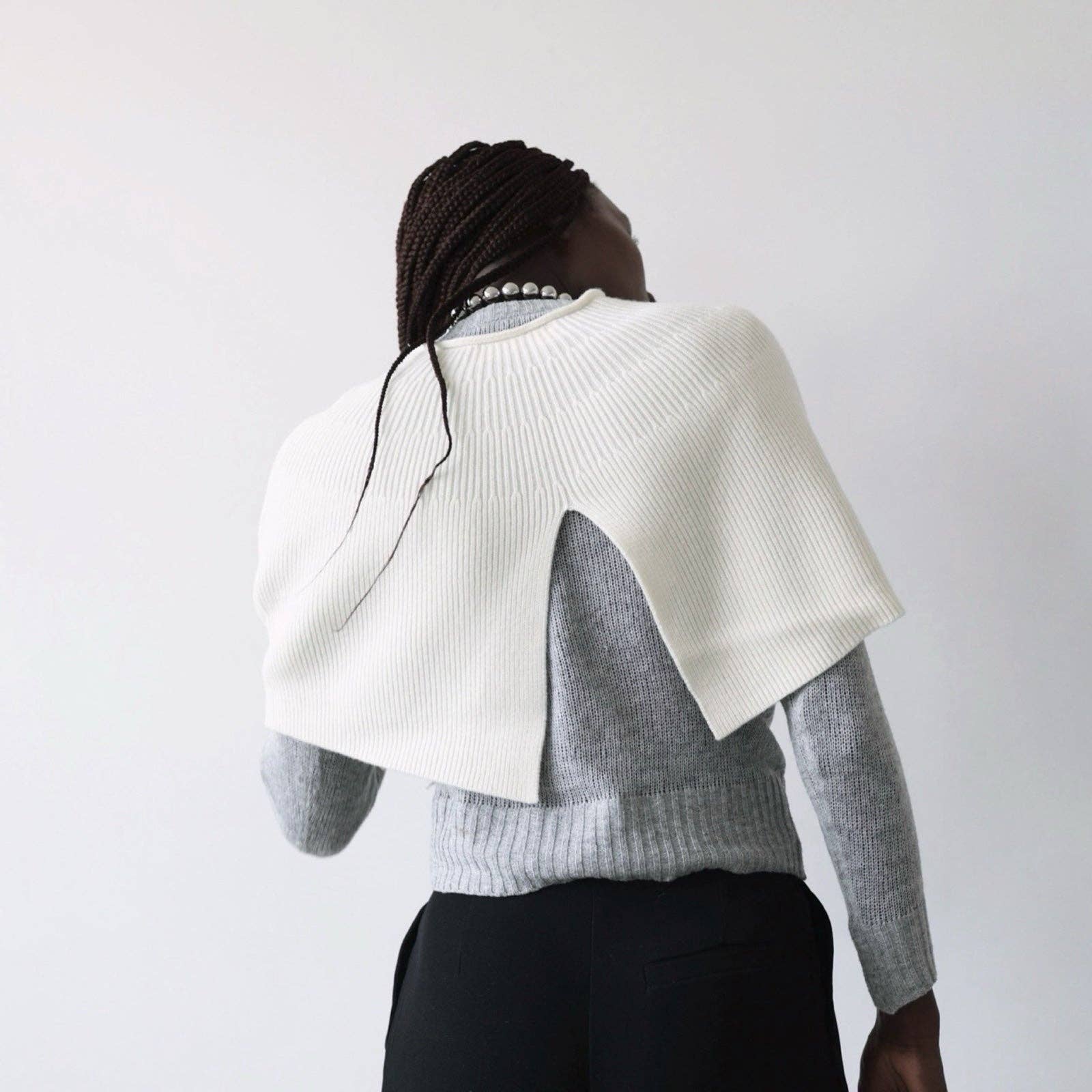 London Atelier Byproduct – wholesale Cape – Women's – Cream Mohair Wool Knitted Cape8