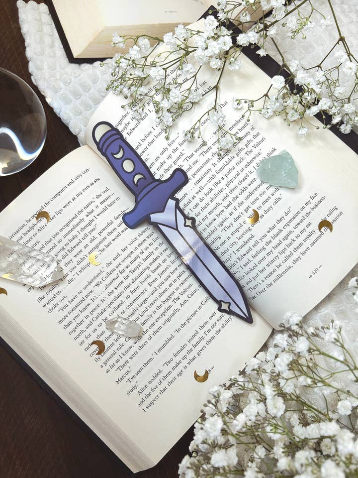Pugnale | Segnalibro fantasy fatto a mano - Regali unici per libri per la vendita all'ingrosso da parte di Ghosttraveler