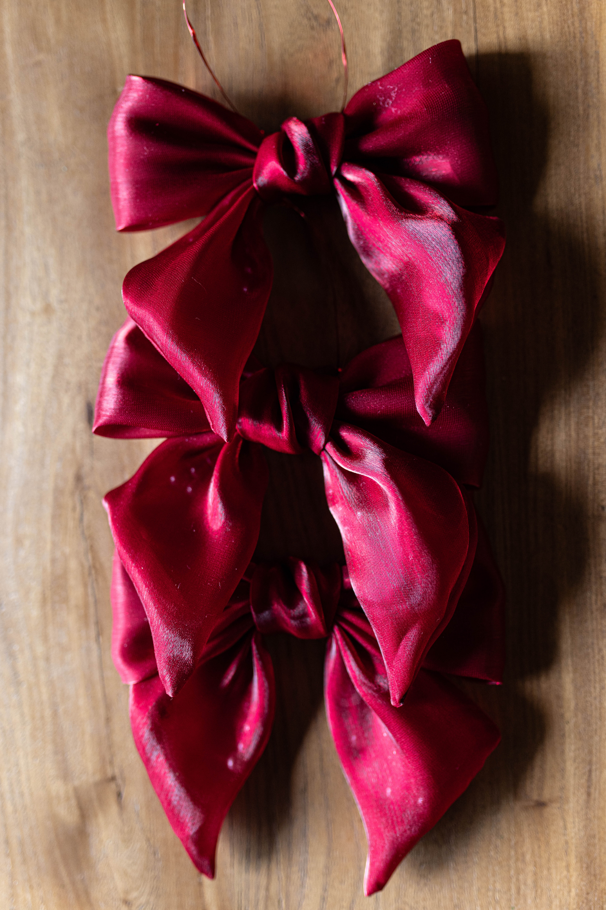 Luxe B Co - Wholesale Bow - Gift Wrapping - Bow Gauze Red set of 36