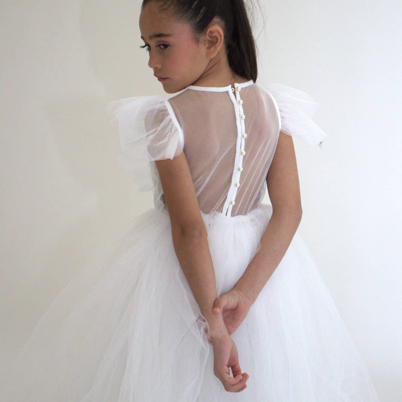 Yuko B - Wholesale Dress - Kids - CLARA girl's dress - White8