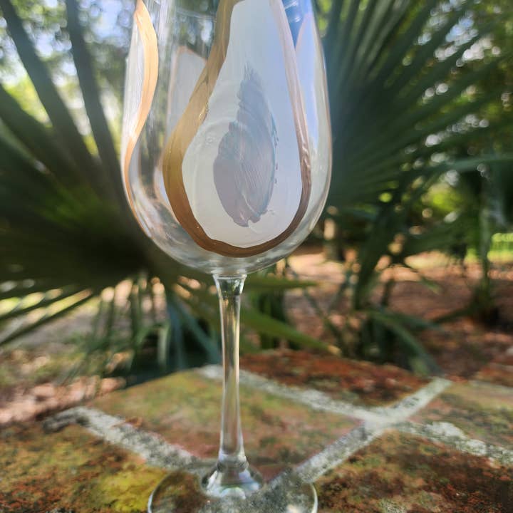 Sugarcane Home – wholesale Wine glass – Hand Painted Oyster Tall Wine Glass Stemmed -Oyster Confetti1