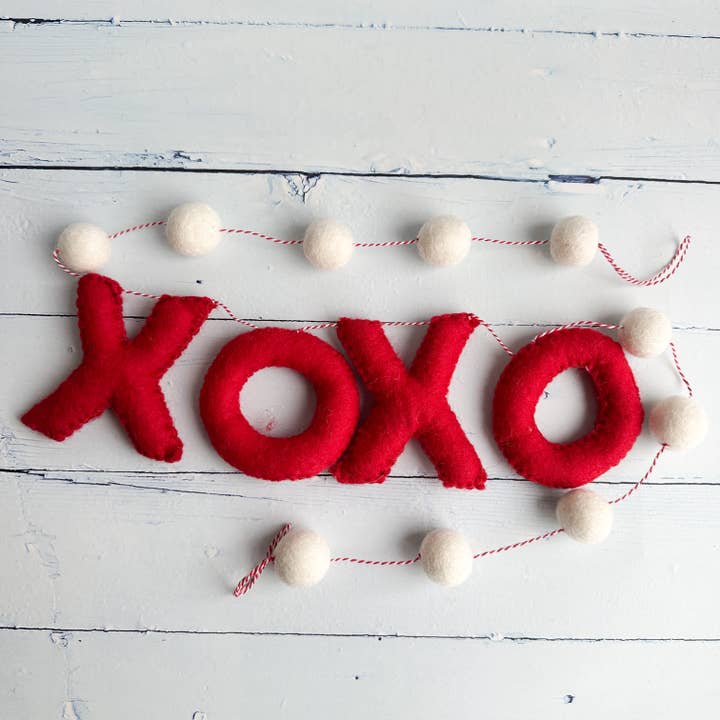Guirlande de Saint-Valentin XOXO - 1 mètre 2 pouces pour la vente par Sewing Seeds Play