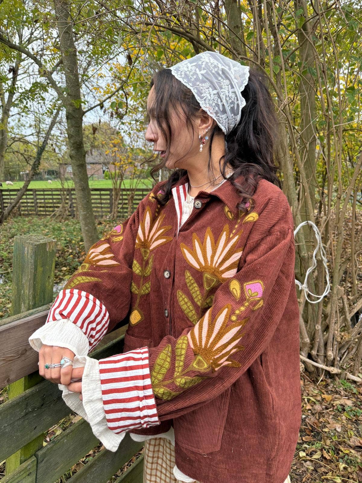 ToutVintage - Venta al por mayor Chaqueta - Mujer - Chaqueta de pana burdeos1