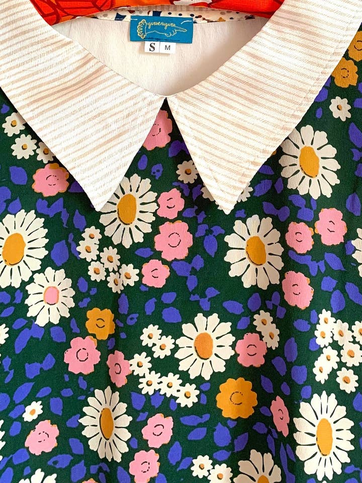 Sista bitarna! Blus Topp T-shirt Blommor Ren Siden Vintage för wholesale av gira e rigira la moda