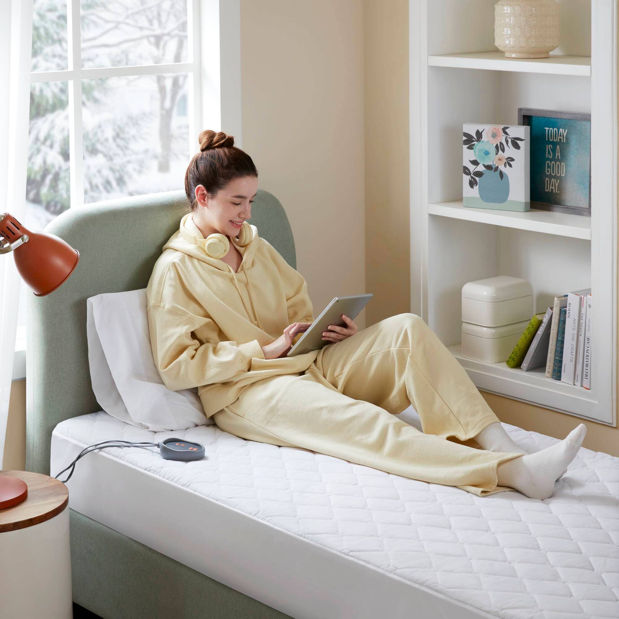 Olliix - Wholesale Mattress Pad/Protector - 20-Heat Setting Electric Heated Mattress Pad3