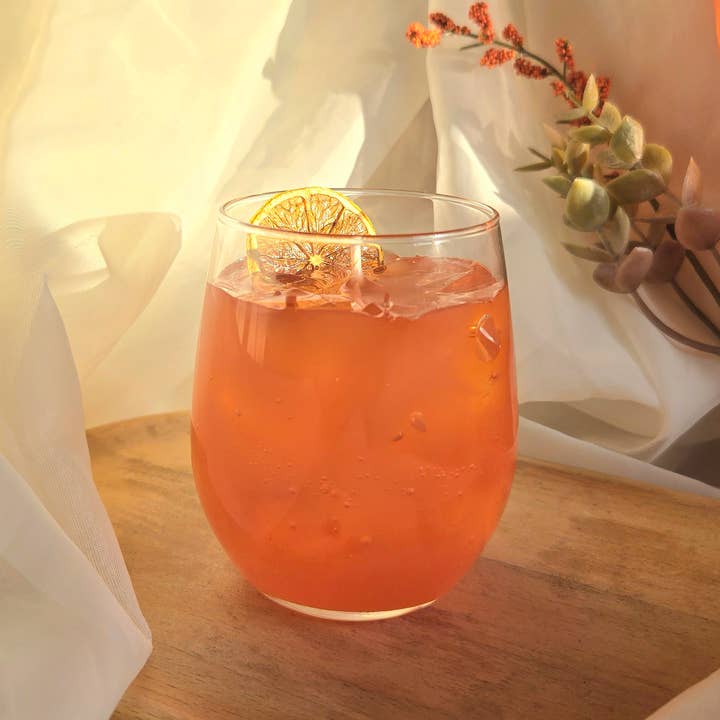 Paloma Cocktail Candle Made of Gel Wax and Soy Wax for wholesale by Candle Tales