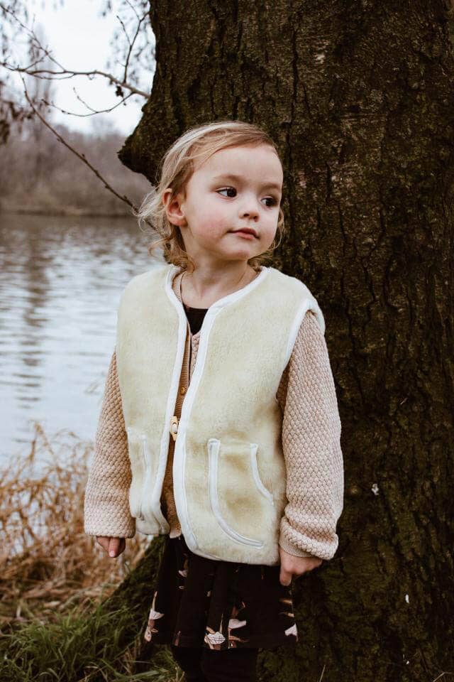 Schaapmaatje - Wholesale Outerwear Vest - Kids - Beige woolen bodywarmer baby/child2