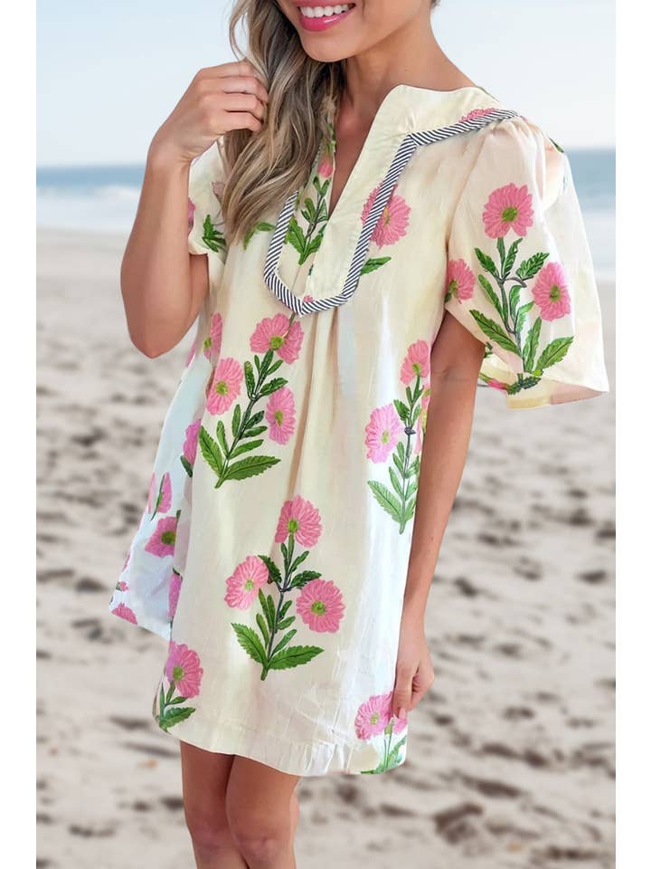 Aapparella - Wholesale Dress - Women's - Floral Print Short Sleeve Split Neck Mini Dress | S-XL