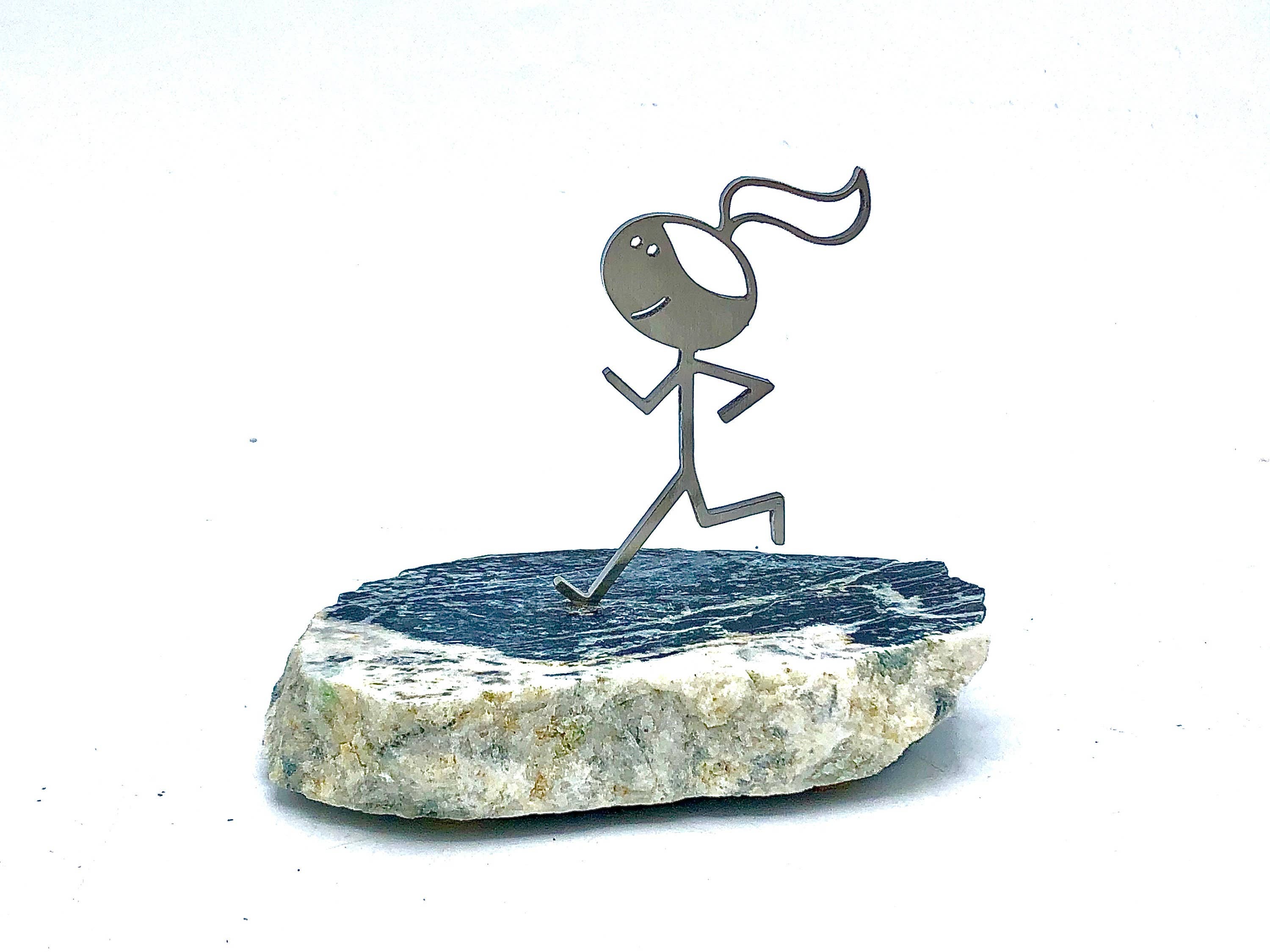 Vermont Rocks! – wholesale Dekorativ statyett – Metal Runner Girl Staty-present till henne med kort och väska0
