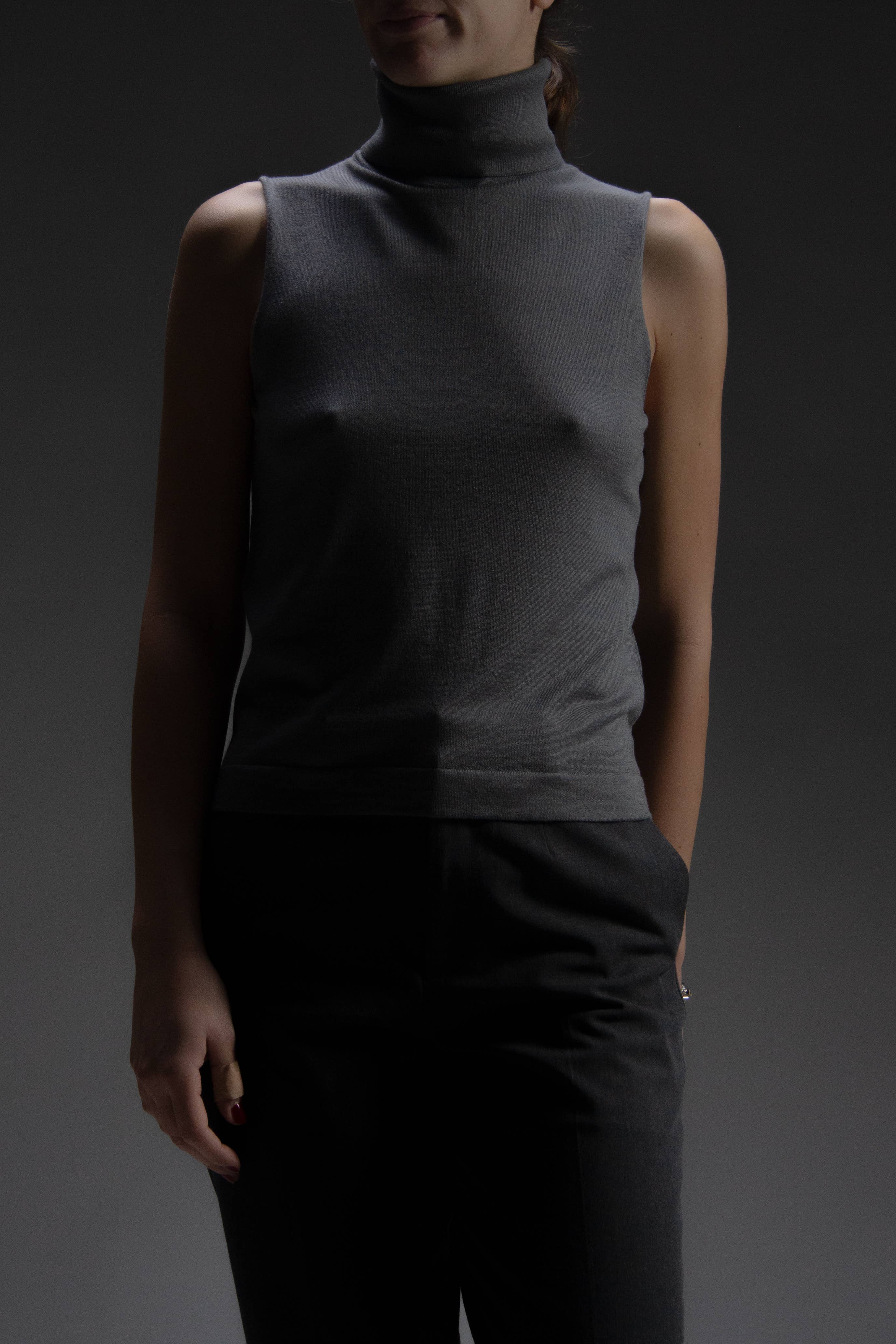 Lèmme - Wholesale Knit Sweater - Women's - Sleeveless turtleneck sweater in wool and silk8