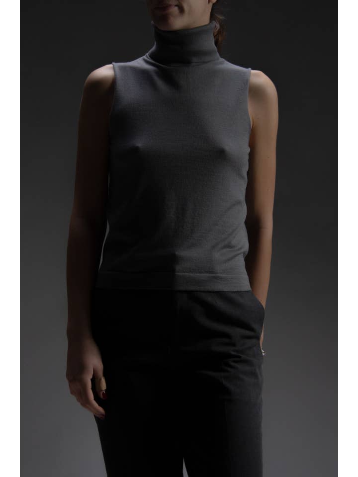 Lèmme - Wholesale Knit Sweater - Women's - Sleeveless turtleneck sweater in wool and silk8