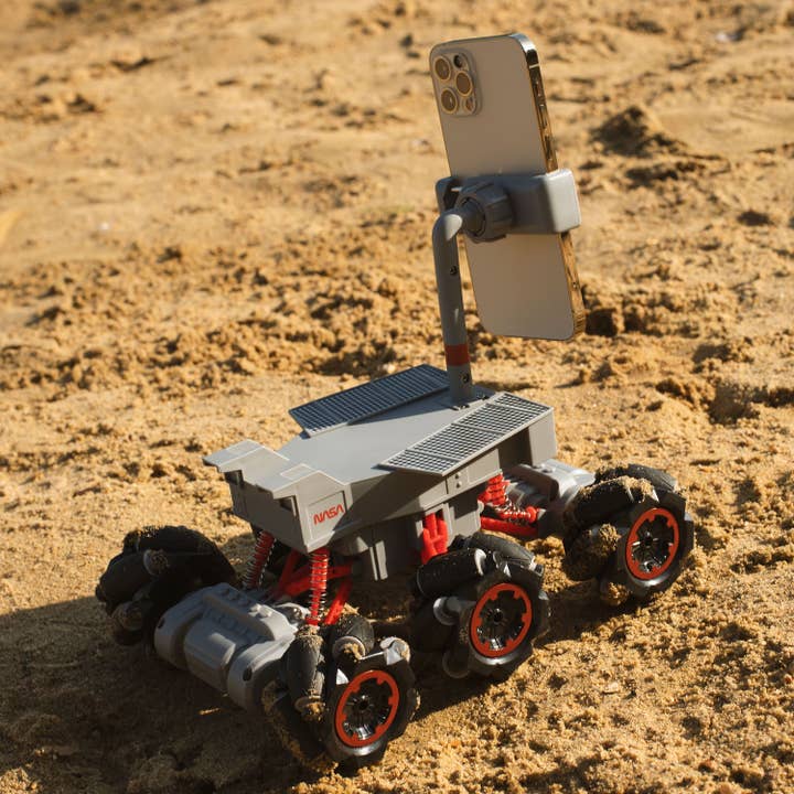 Mad Monkey GmbH - Wholesale Toy Car/Truck - Kids - NASA remote-controlled Mars rover (with smartphone holder)2