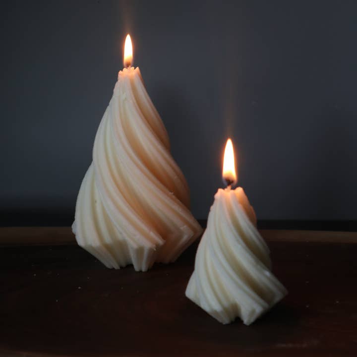 AARAM LUX – wholesale Novelty candle – Swirl Christmas Tree Candle | Holiday Gifts | Winter Candle3