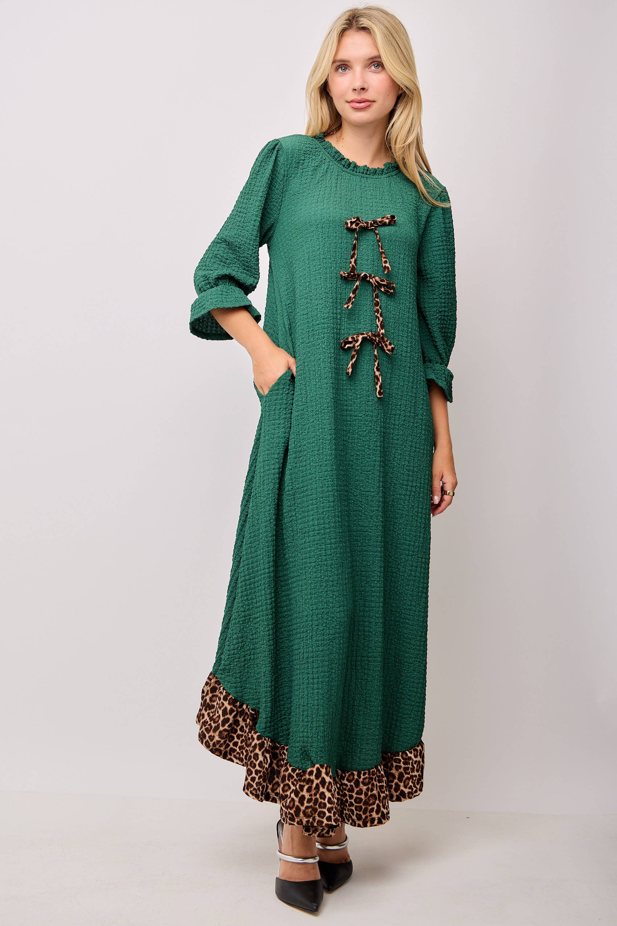 Celeste Clothing - Wholesale Dress - Women's - WOMEN'S PLUS SIZE  MAXI DRESS -LEOPARD CONTRAST AND BOWS 2