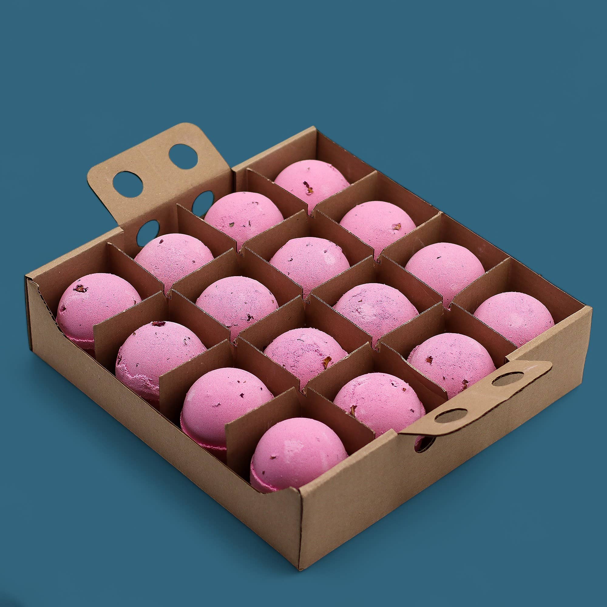 AW Aromatics Limited - Wholesale Bath Bomb/Fizz - White Label Rose & Petals Bath Bomb 180g3