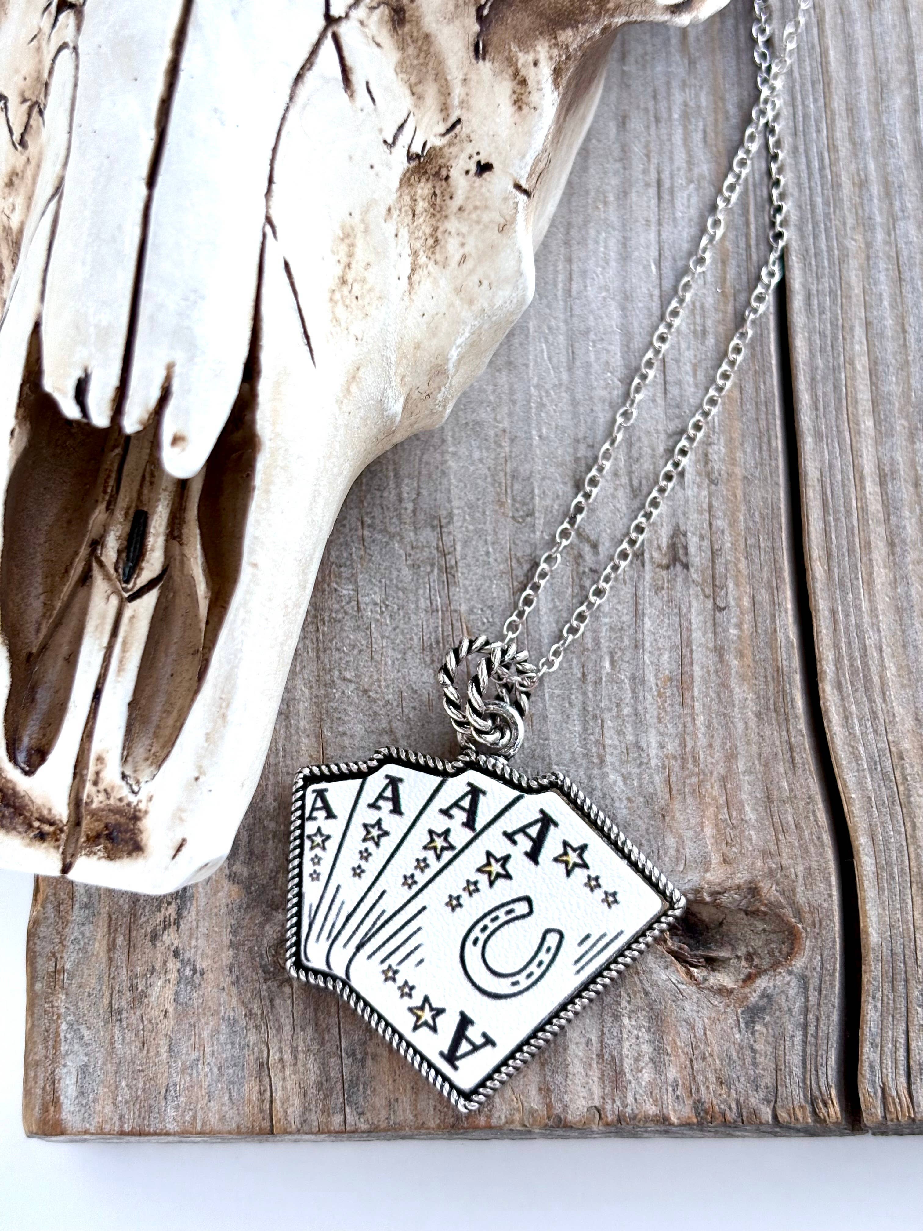 Boho Ranch Shop - Vente Colliers à pendentif - Collier à chaîne avec pendentif en cuir de style occidental0