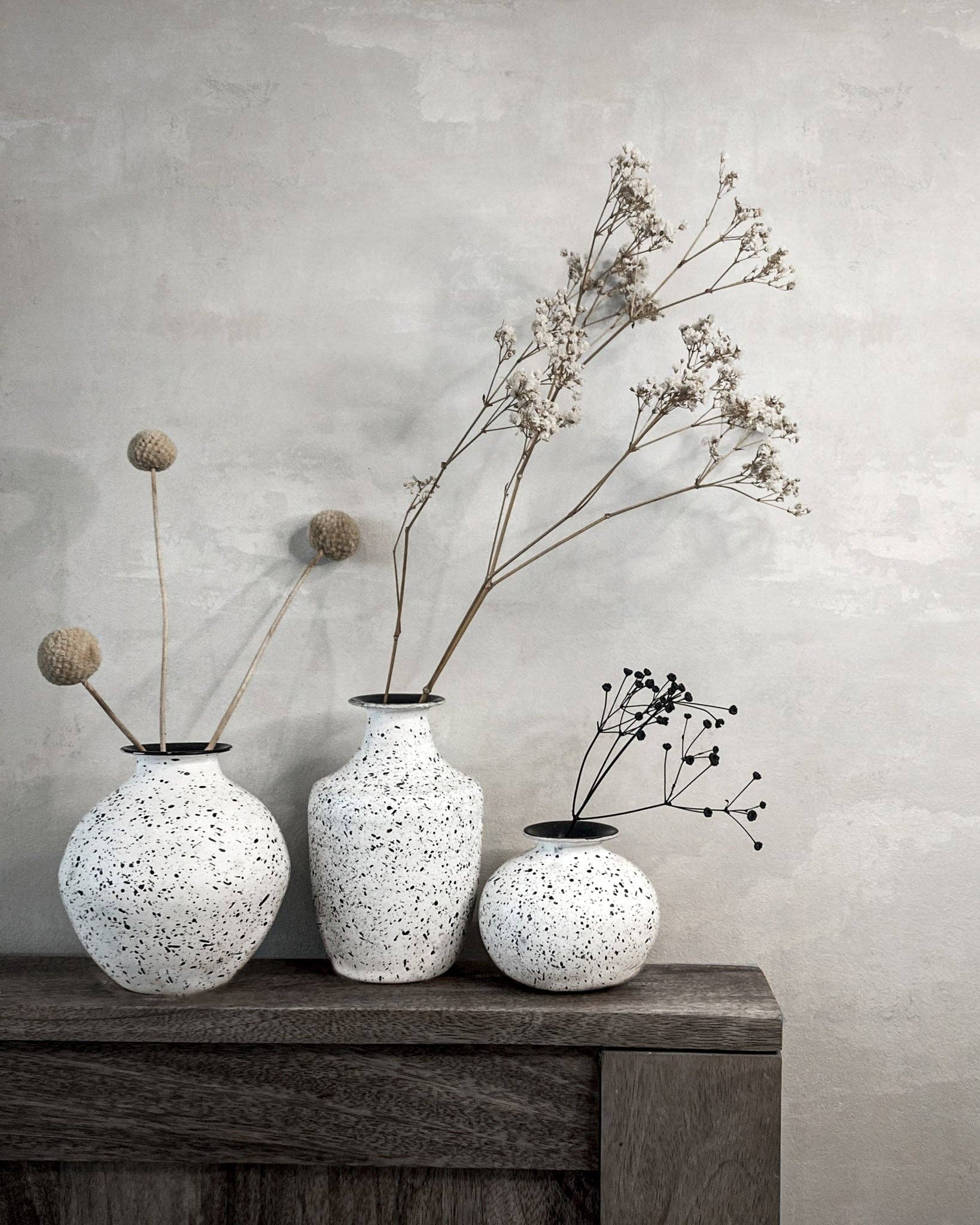 Coultura – wholesale Vase – Set of Three - Zina Mini Bud Vases7