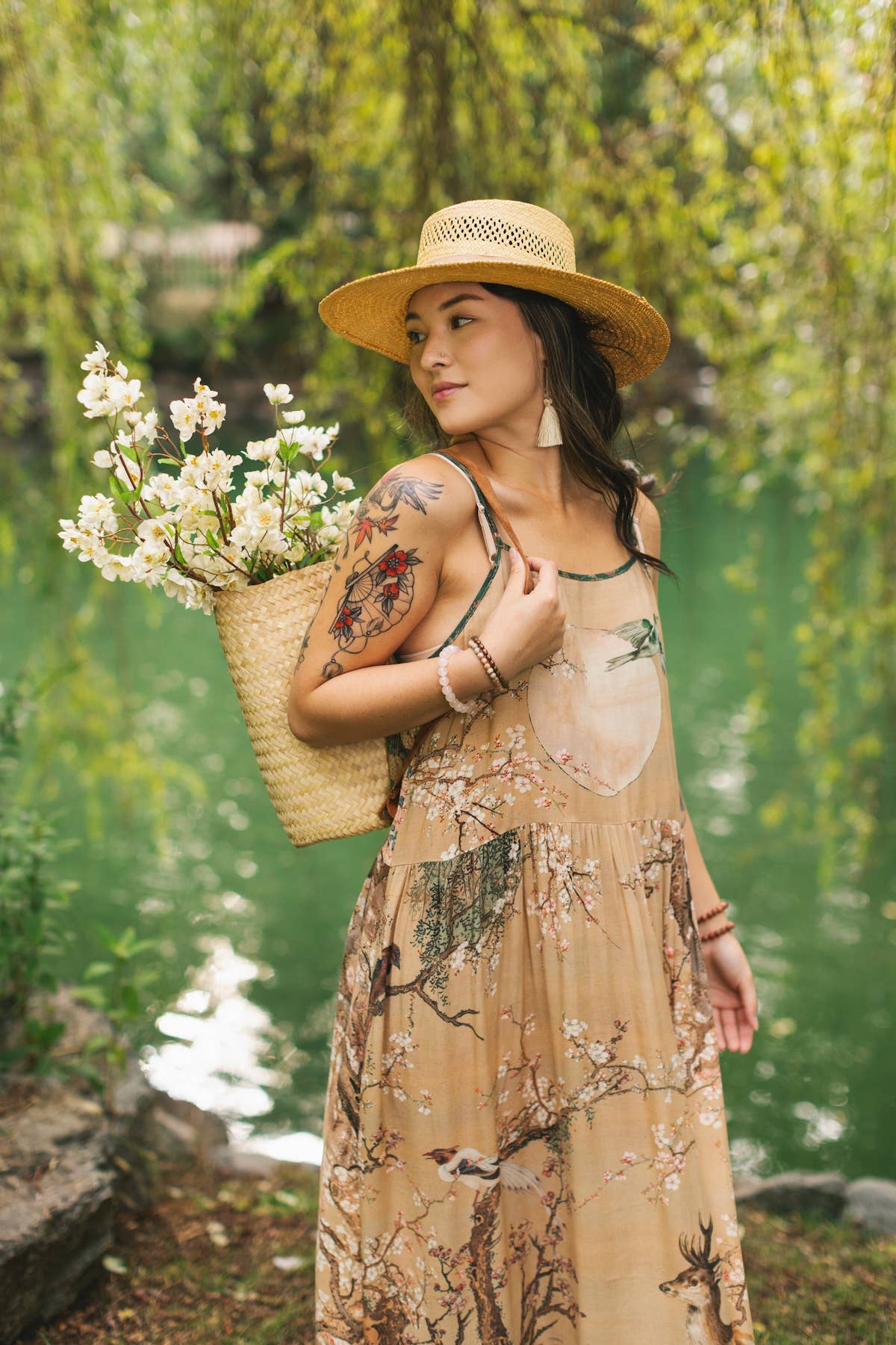 Market of Stars (Worldwide) - Vente Robe – femme - Robe longue bohème Fable avec motifs fleurs, cerf et lune11