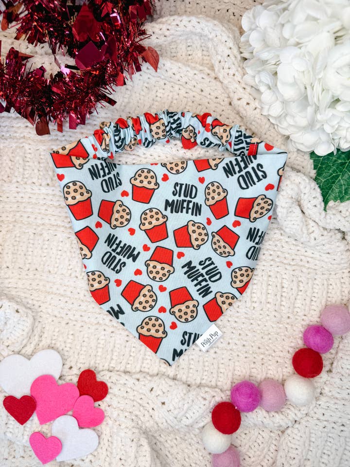 Bandana Stud Muffin por atacado de The Posh Pup Collective