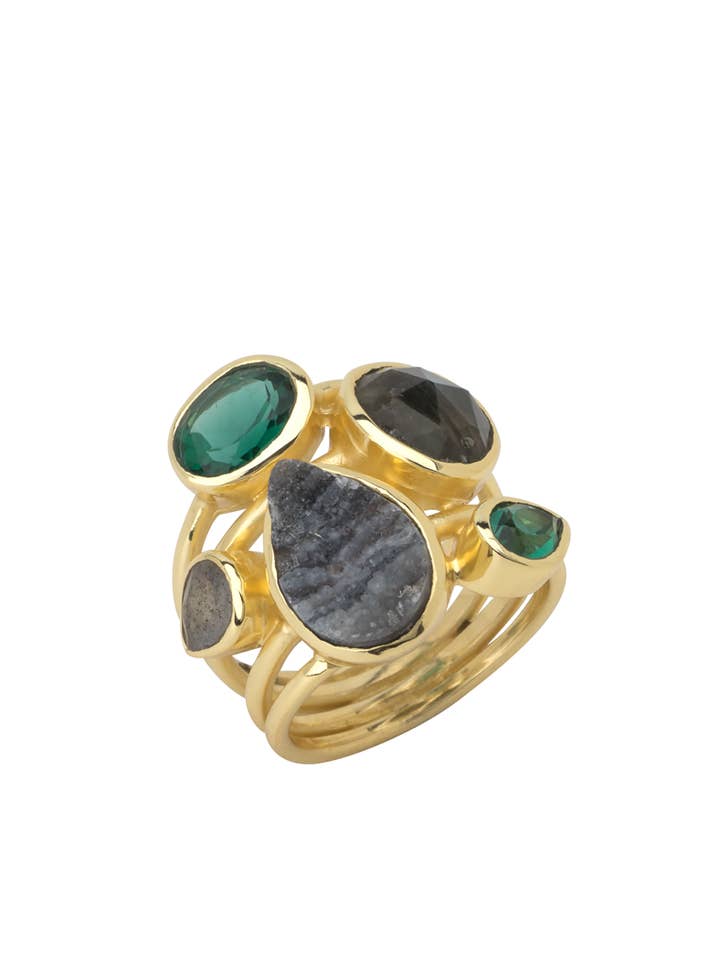 Vergoldeter Ring in Stapeloptik mit verschiedenen Steinen für den Großhandel von AJS Design Studio