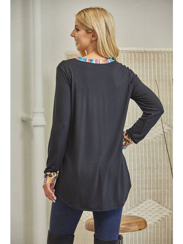 Avery - Wholesale Tunic - Women's - AV1144-SELENA SERAPE-LEOPARD PRINT V NECK TOP5