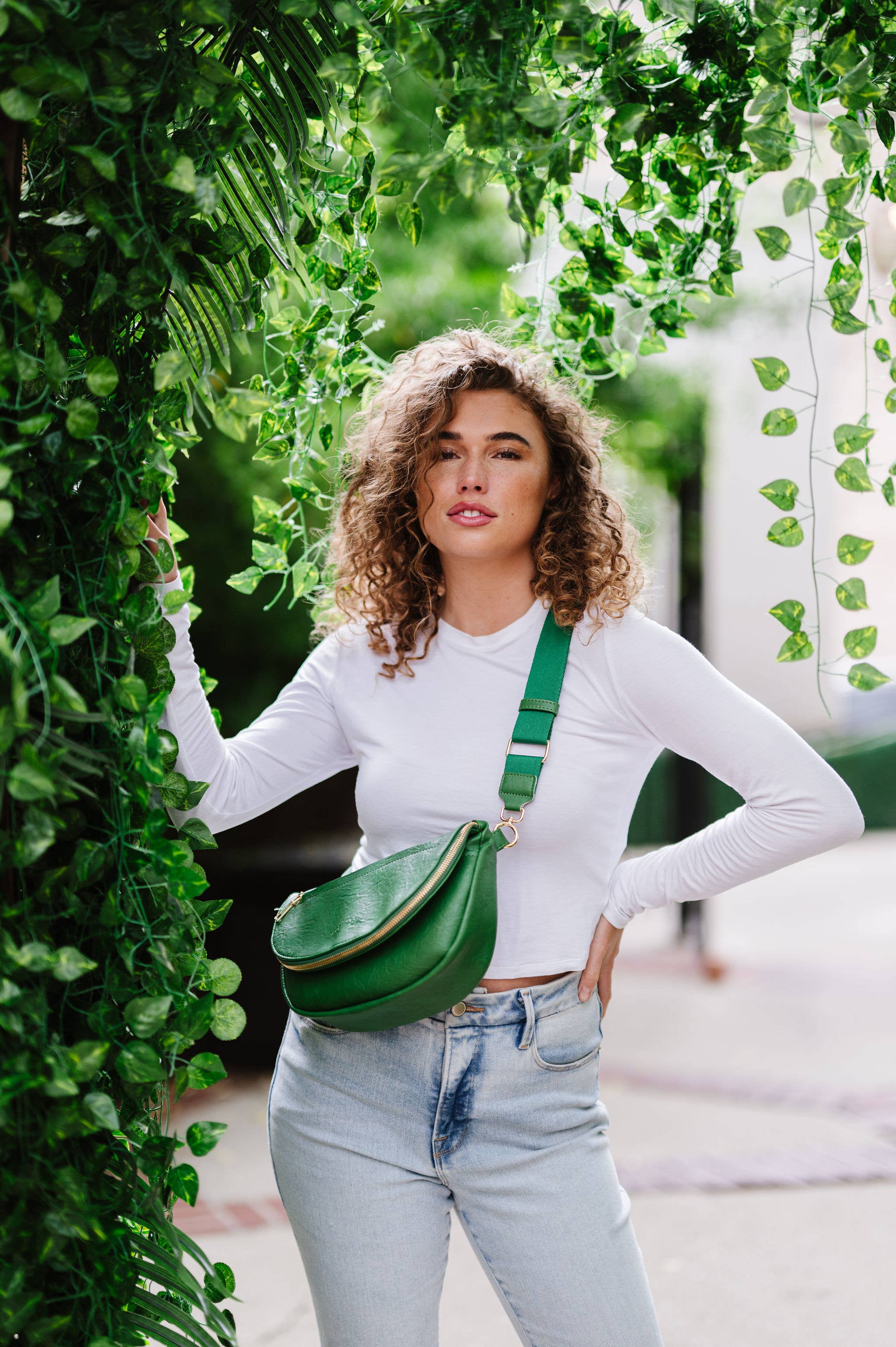 modern and chic - Wholesale Belt Bag - Women's - Holly Foldover Satchel Crossbody Belt Bag17