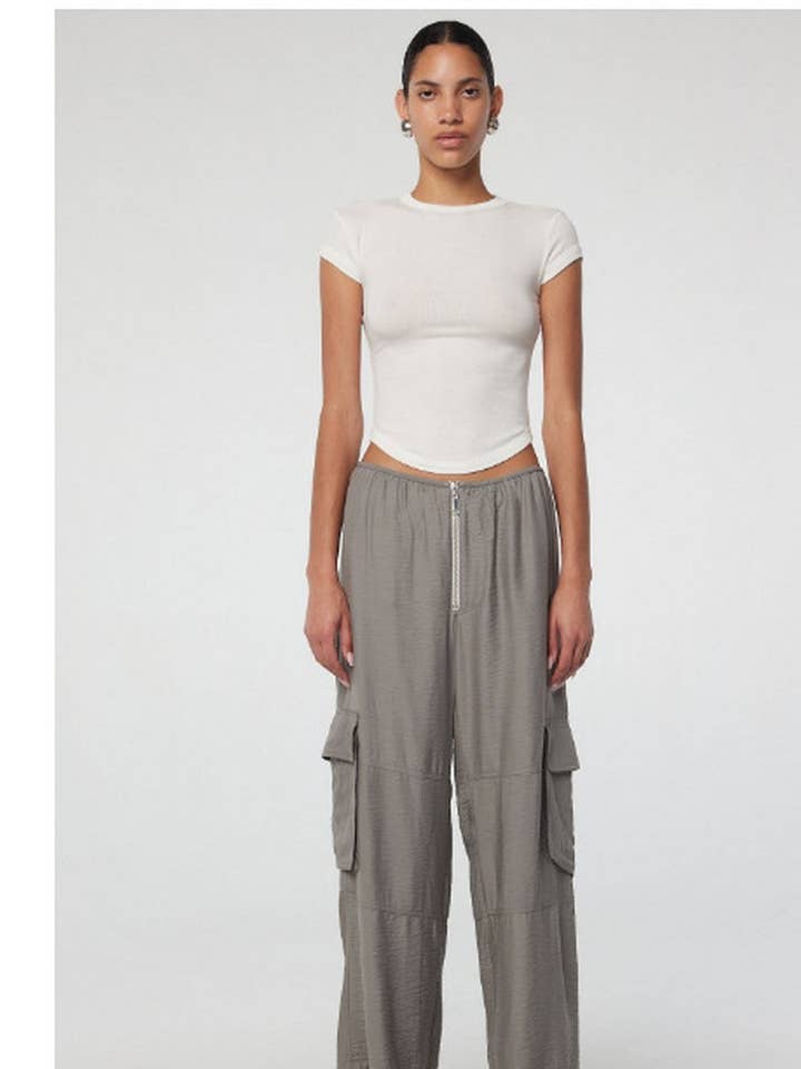 CWTBLS2208_BASIC CREW NECK SHORT SLEEVE SOLID T-SHIRT for wholesale by NINEXIS