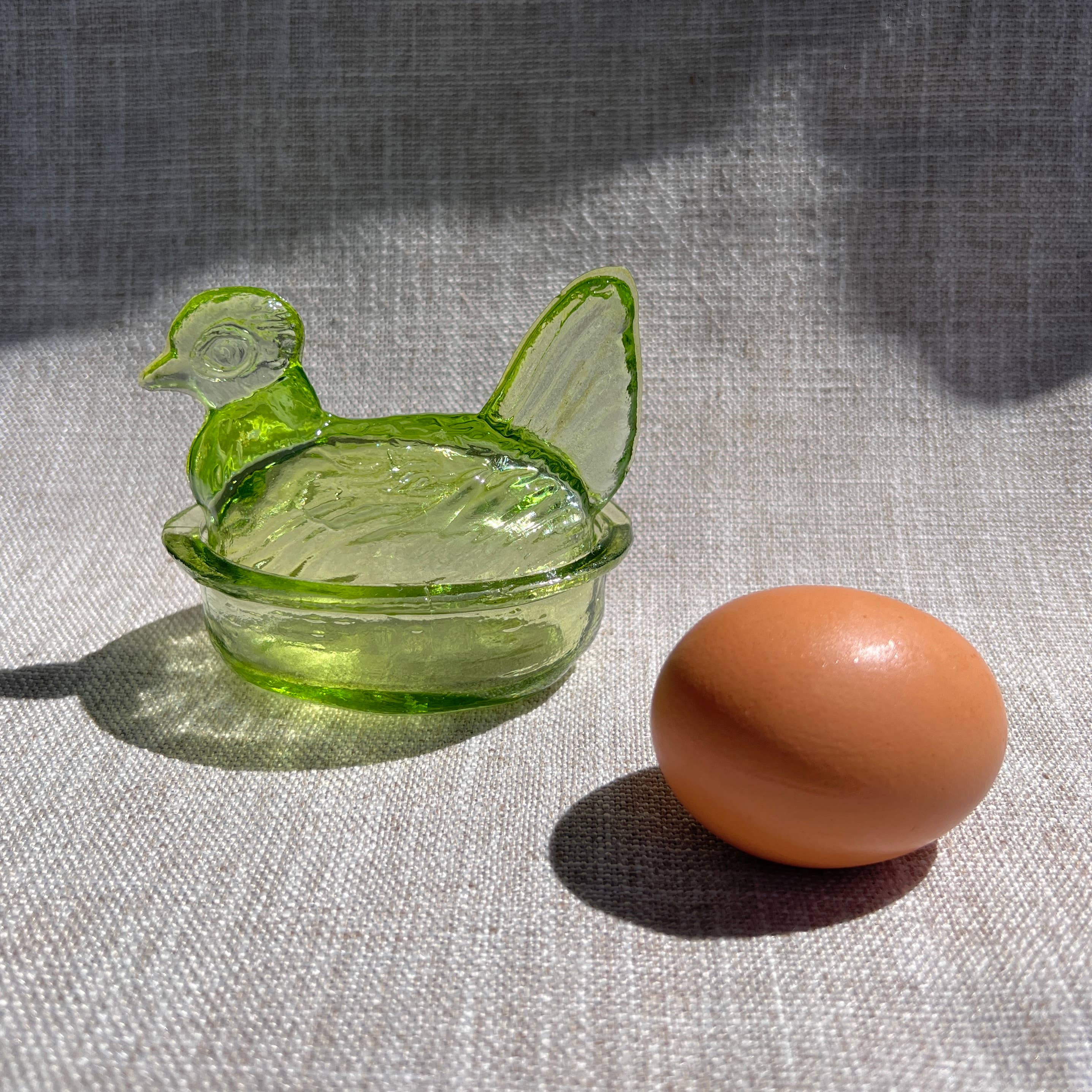 Kitchen One - Wholesale Decorative Plate/Dish/Bowl - Nesting Hen Bowl - EUCALYPTUS | Hand Blown Glass - Colombia4