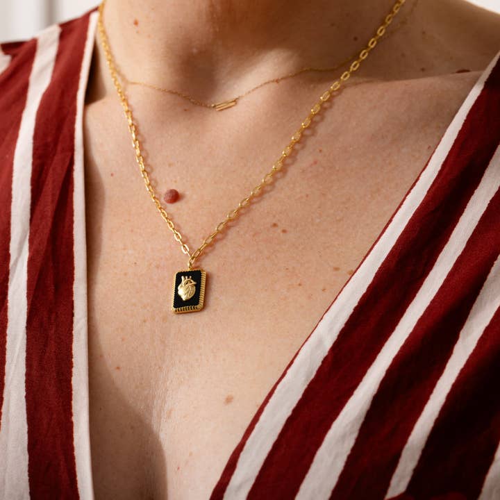 Larissa Loden – Engroshandel Halskæde med vedhæng – Anatomisk hjerte vedhæng halskæde - guld eller sterlingplade