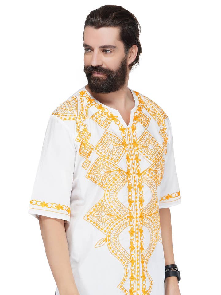 Camisas Brancas e Douradas Bordadas para Homens por atacado de Satsuma Wholesale