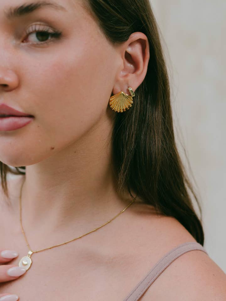 Aurora-Muschel-Ohrringe für den Großhandel von Malia The Label