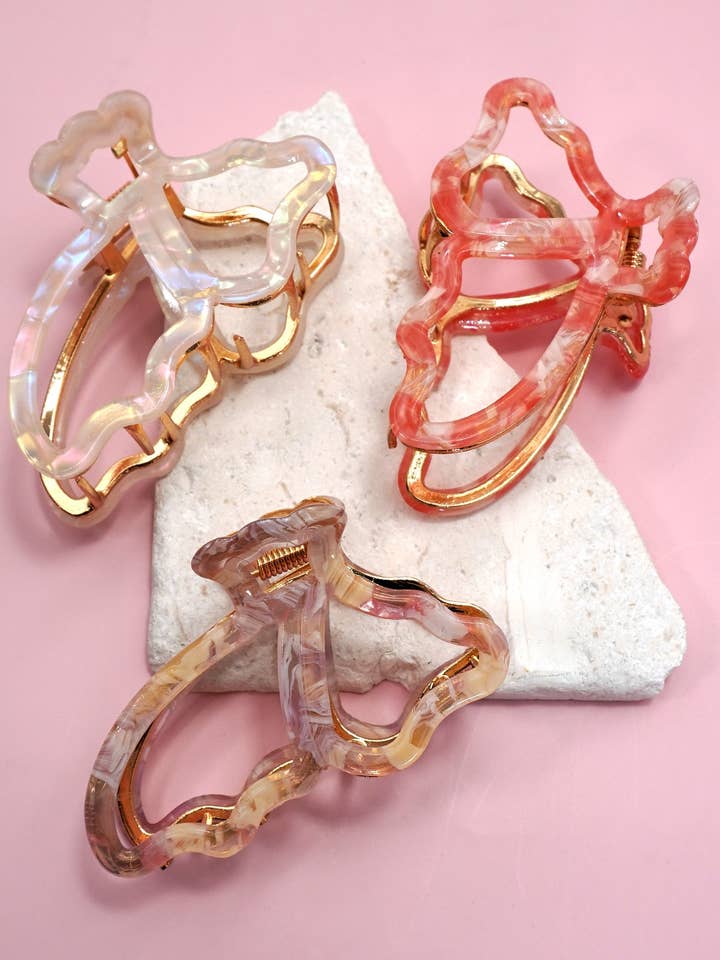 JUMBO OPEN BUTTERFLY HAIR CLAW CLIPS | 40H1000 for wholesale by JOSSLYN by wall to wall