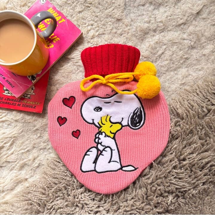 Bouillotte d'amour Snoopy Peanuts pour la vente par House of Disaster