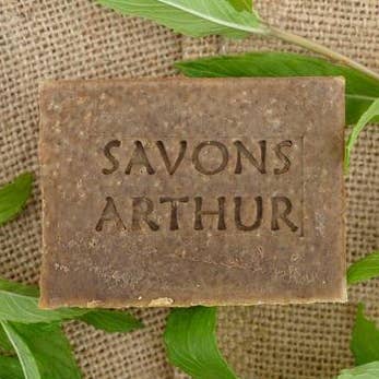 Sapone e shampoo alla menta biologica per la vendita all'ingrosso da parte di Savons Arthur