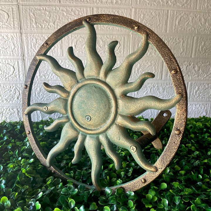 Zeckos - Wholesale Outdoor Ornament/Decor - Decorative Sun Cast Iron Hose Holder In Verdigris & Bronze 5