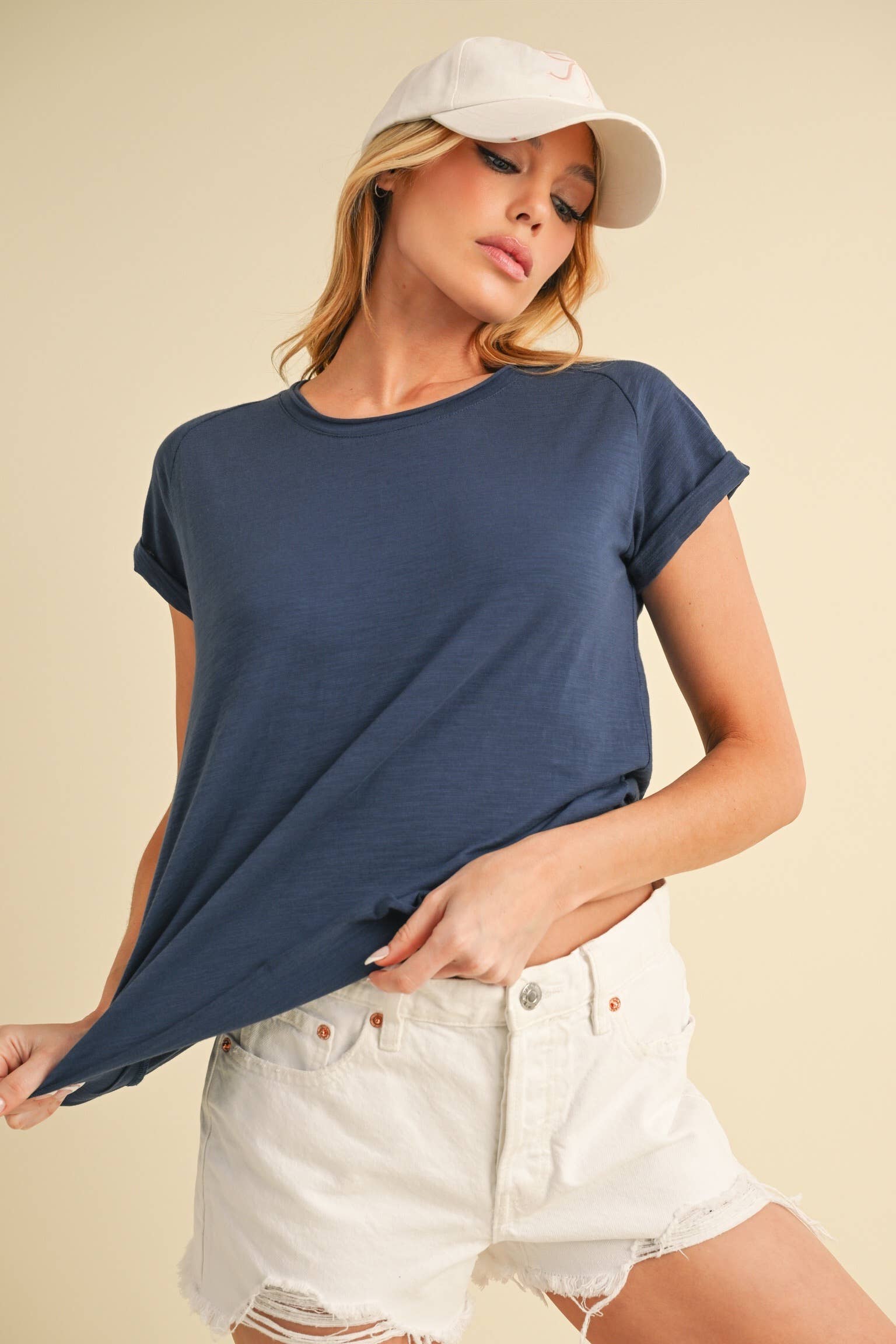 AEMI + CO - Wholesale T-Shirt - Women's - 8219BK Gwen Tee14