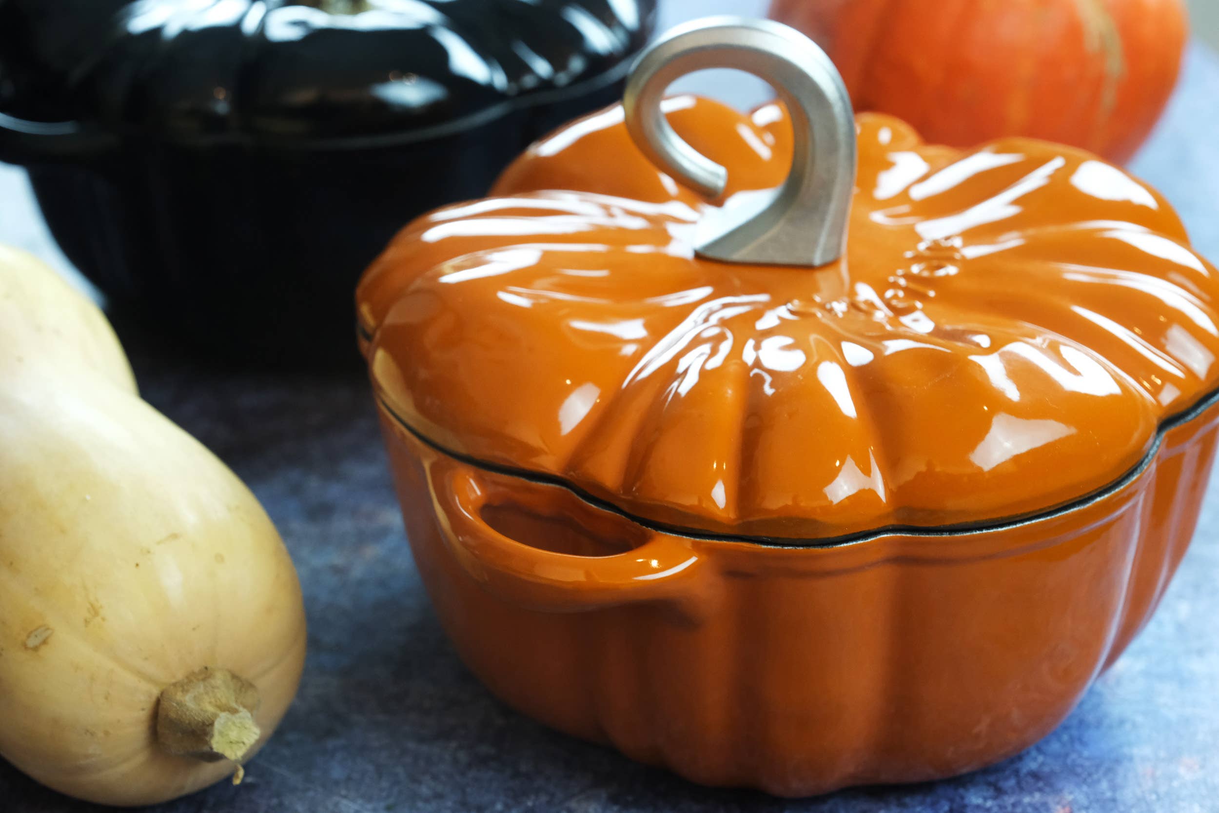 Crucible Cookware – Conjunto de frigideiras e panelas por atacado – Panela de Abóbora em Ferro Fundido Esmaltado, Caçarola, Cocotte, Laranja11