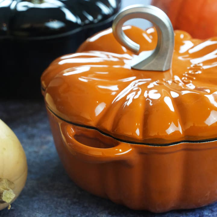 Crucible Cookware – wholesale Pot & pan set – Enameled Cast Iron Pumpkin Pot, Dutch Oven, Cocotte, Orange11