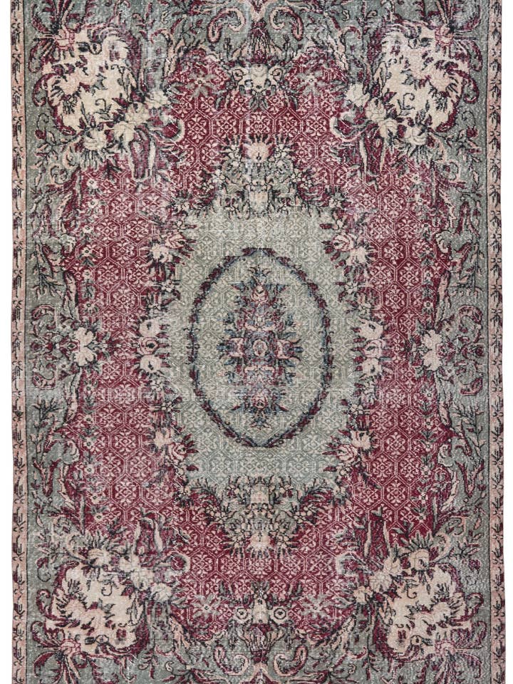 Fernanda - 6'5" x 9'9" for wholesale by Biev