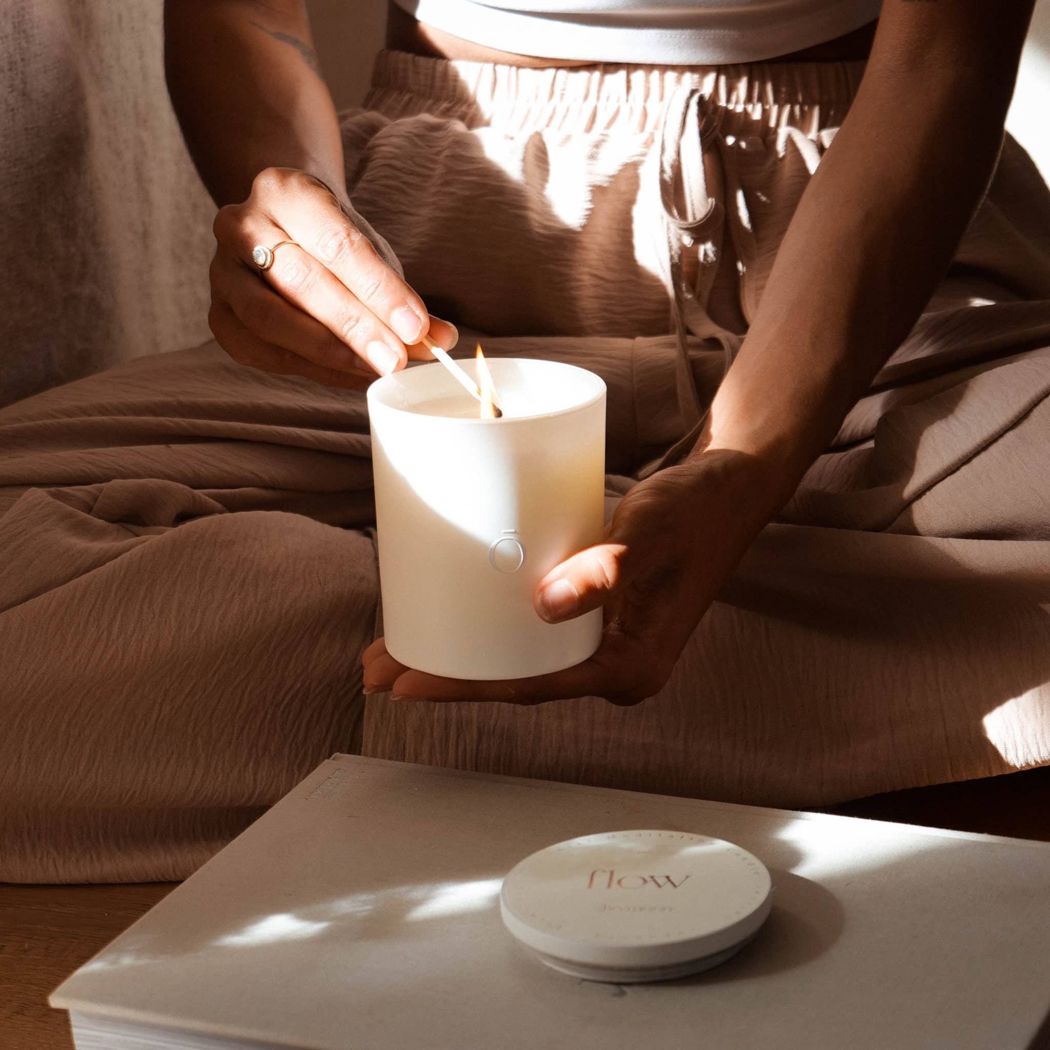 shō-moon - Wholesale Jar/Filled Candle - Flow Meditation Candle pure essential oils3