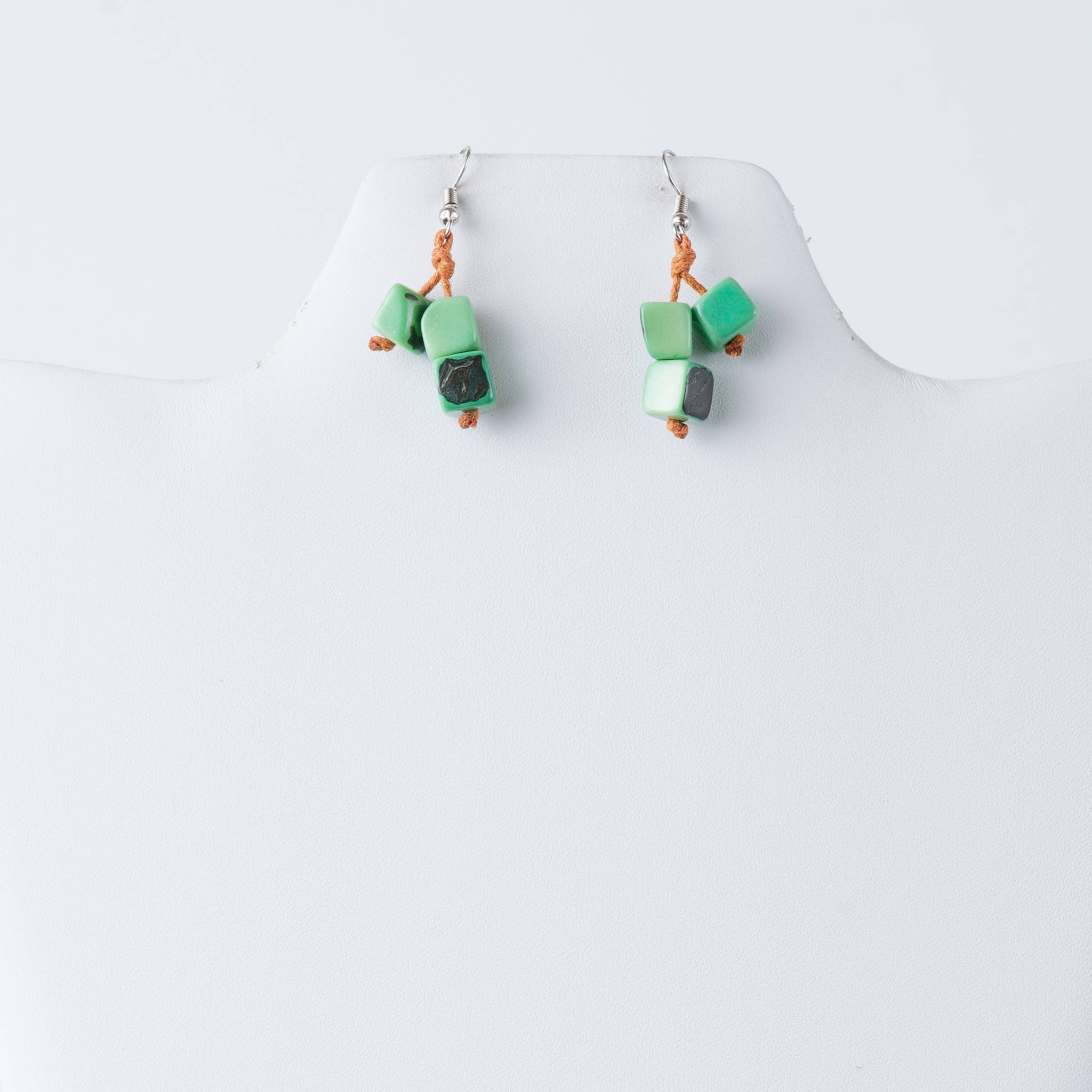 TaguArtsy – wholesale Dangle earrings – Toya organic tagua squares earrings5