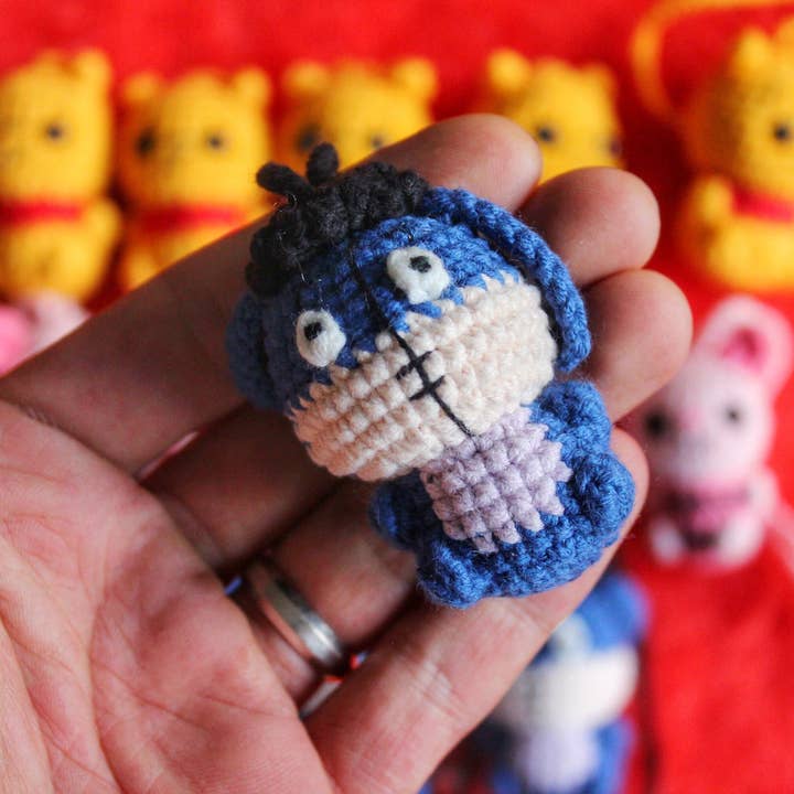 Anh2 LTD - Wholesale Car Decorative Charm - Women's - Crochet Winnie the Pooh Car Mirror Hanging, Cute Car Decor